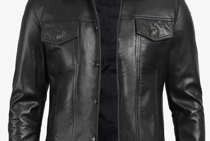 Men’s Classic Black Leather Trucker Jacket